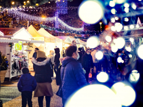 photo @Patoch _ march&eacute; de No&euml;l de Saint-Priest